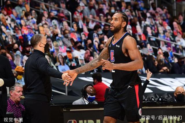 却对此拍手 却对此拍手